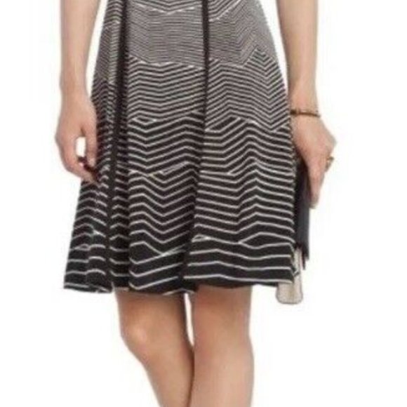 BCBGMAXAZRIA ILANA NEW $198 NWT SZ L LARGE BLACK WHITE STRIPES SLEEVELESS DRESS - Picture 6 of 15